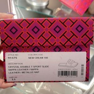 Tory Burch Crystal Double T Sport Slide (5.5) Pre-loved in excellent condition.